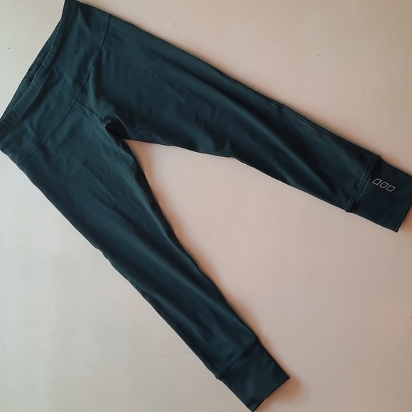 Lorna Jane small forest green high waisted capri length leggings - Picture 1 of 10